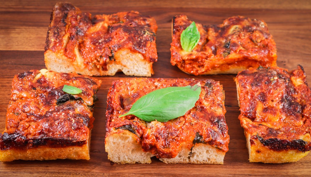 Sizilianische Pizza sfincione